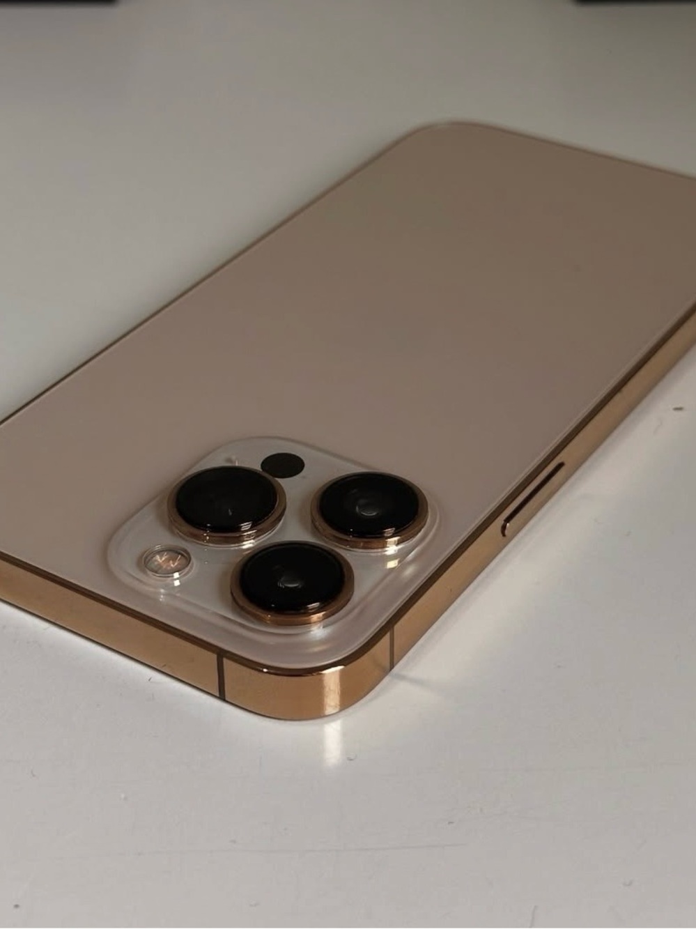 Apple iPhone 13 Pro, 128GB, Gold - Unlocked - Picture 3 of 5